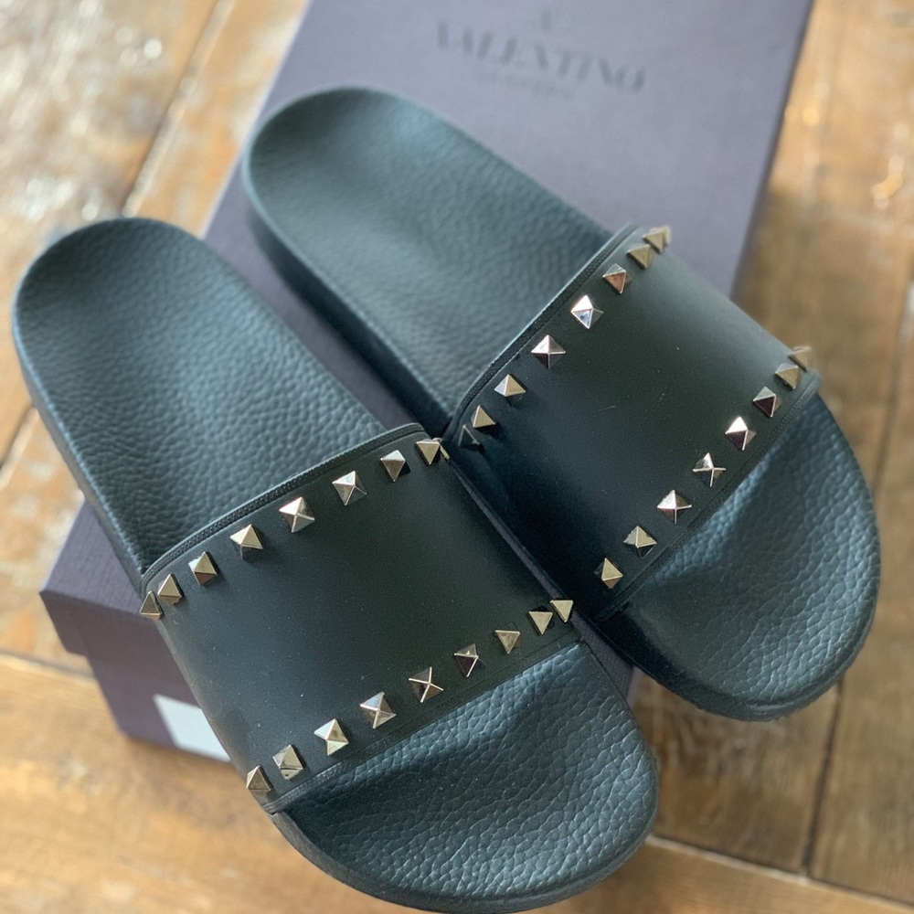 Men’s Black Valentino Rockstud Slides, US Sz 10